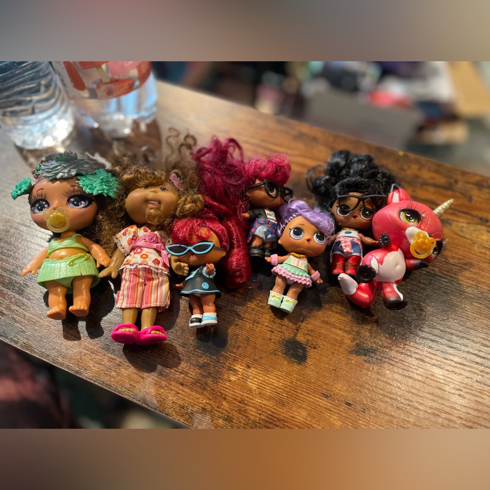 Lot of LOL, Poopsie surprise and Cabbage patch mini doll